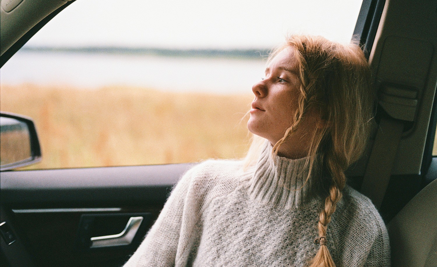 An introvert struggles to calm her overthinking mind