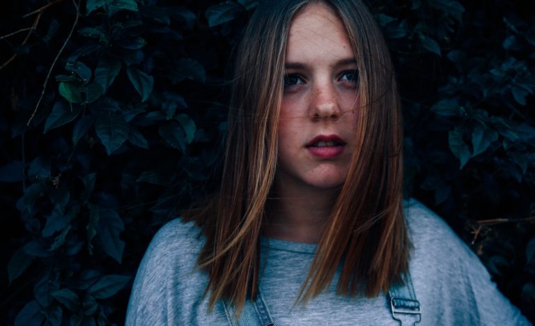 a highly sensitive person experiences childhood emotional neglect
