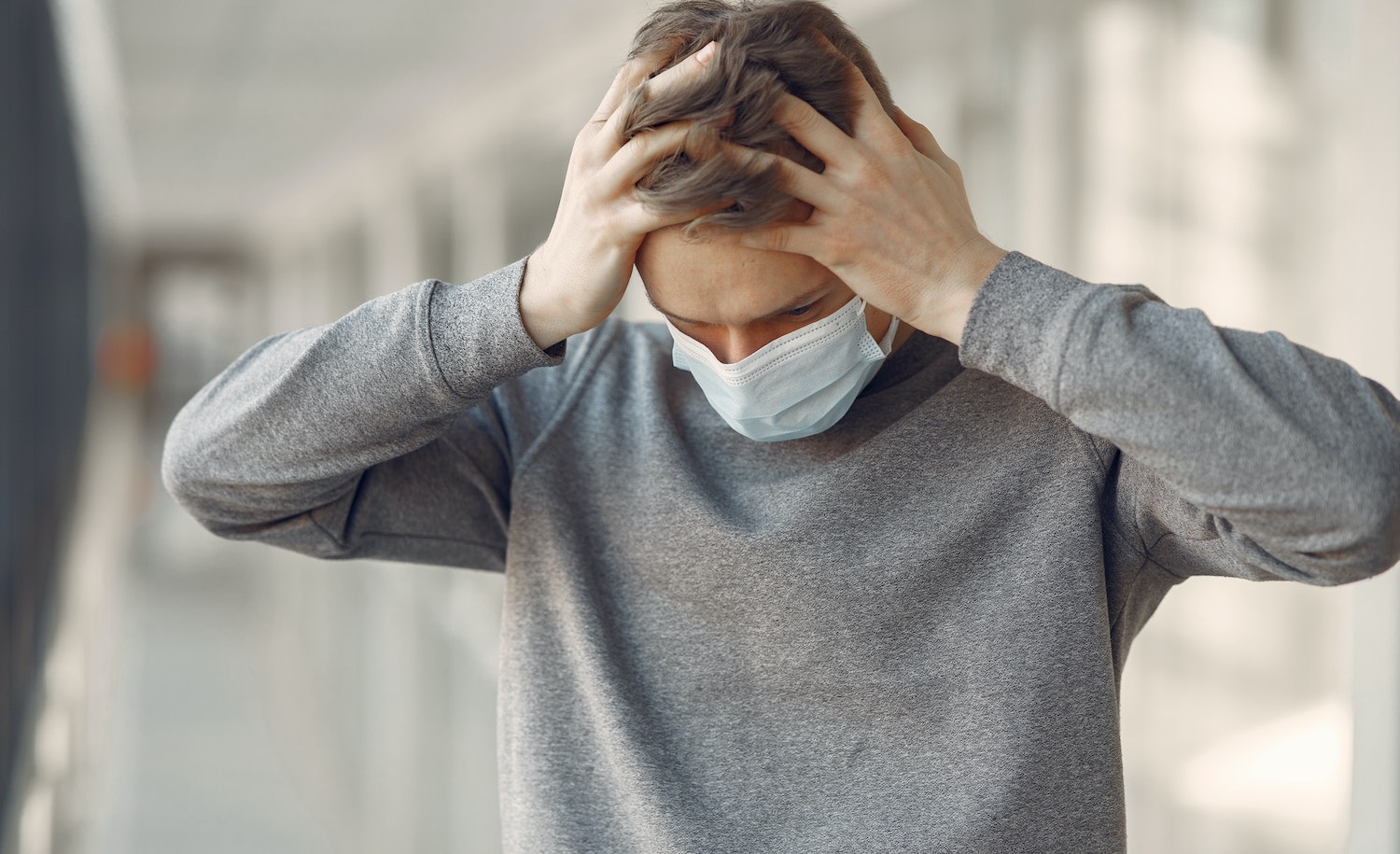 an introvert has anxiety during the pandemic