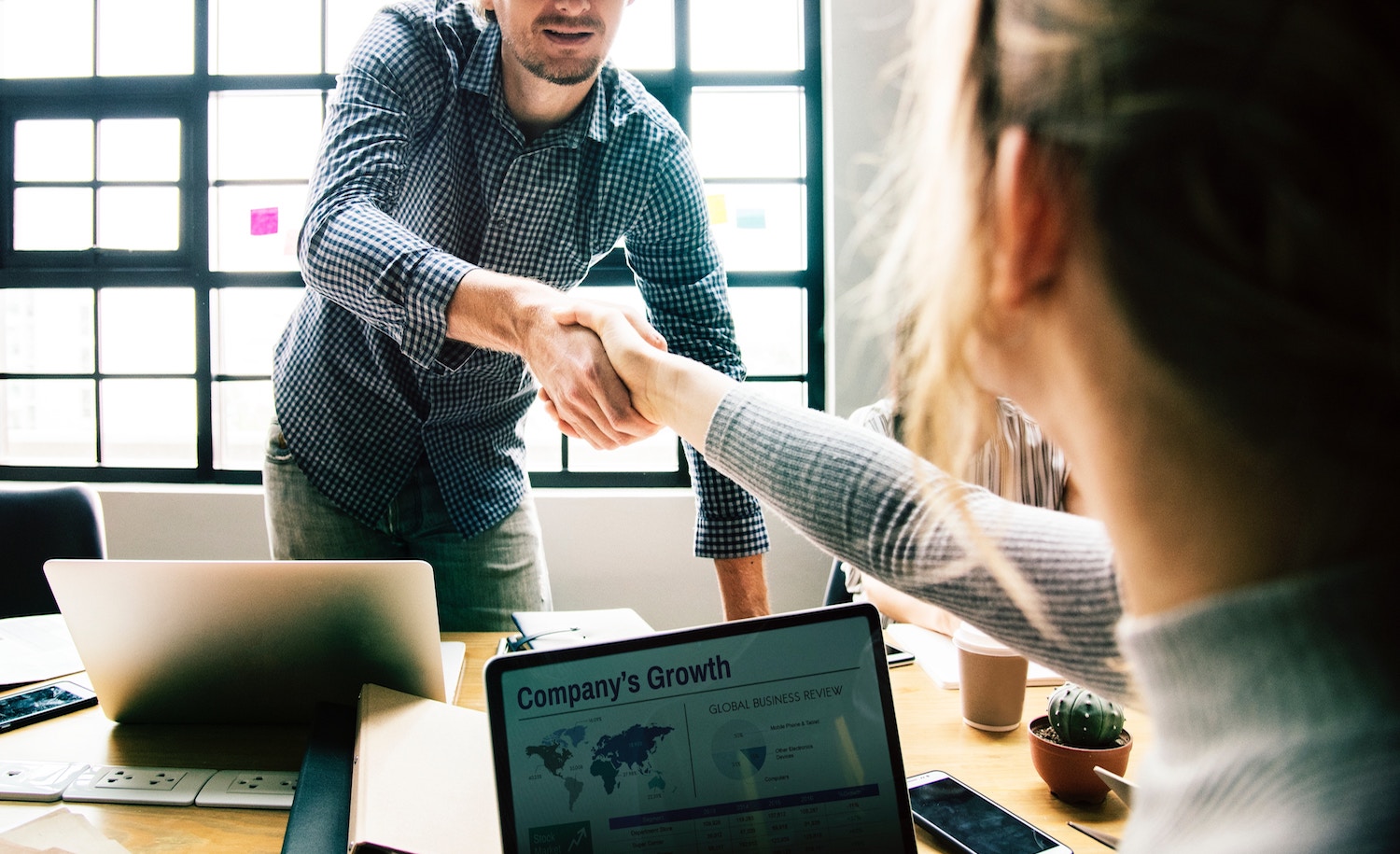 introvert make friends at work tips