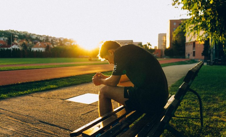 The Reason Introverts Might ‘Think Too Much’