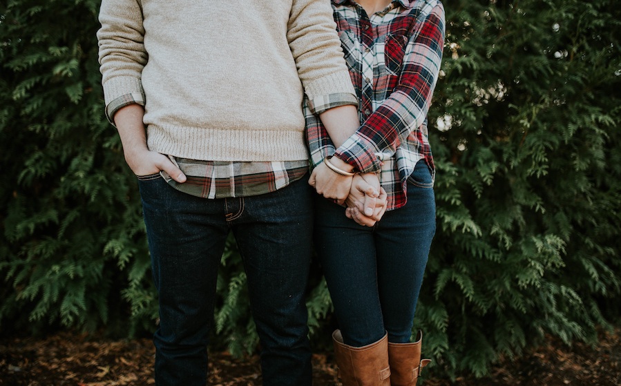 IntrovertDear.com introvert or extrovert relationship